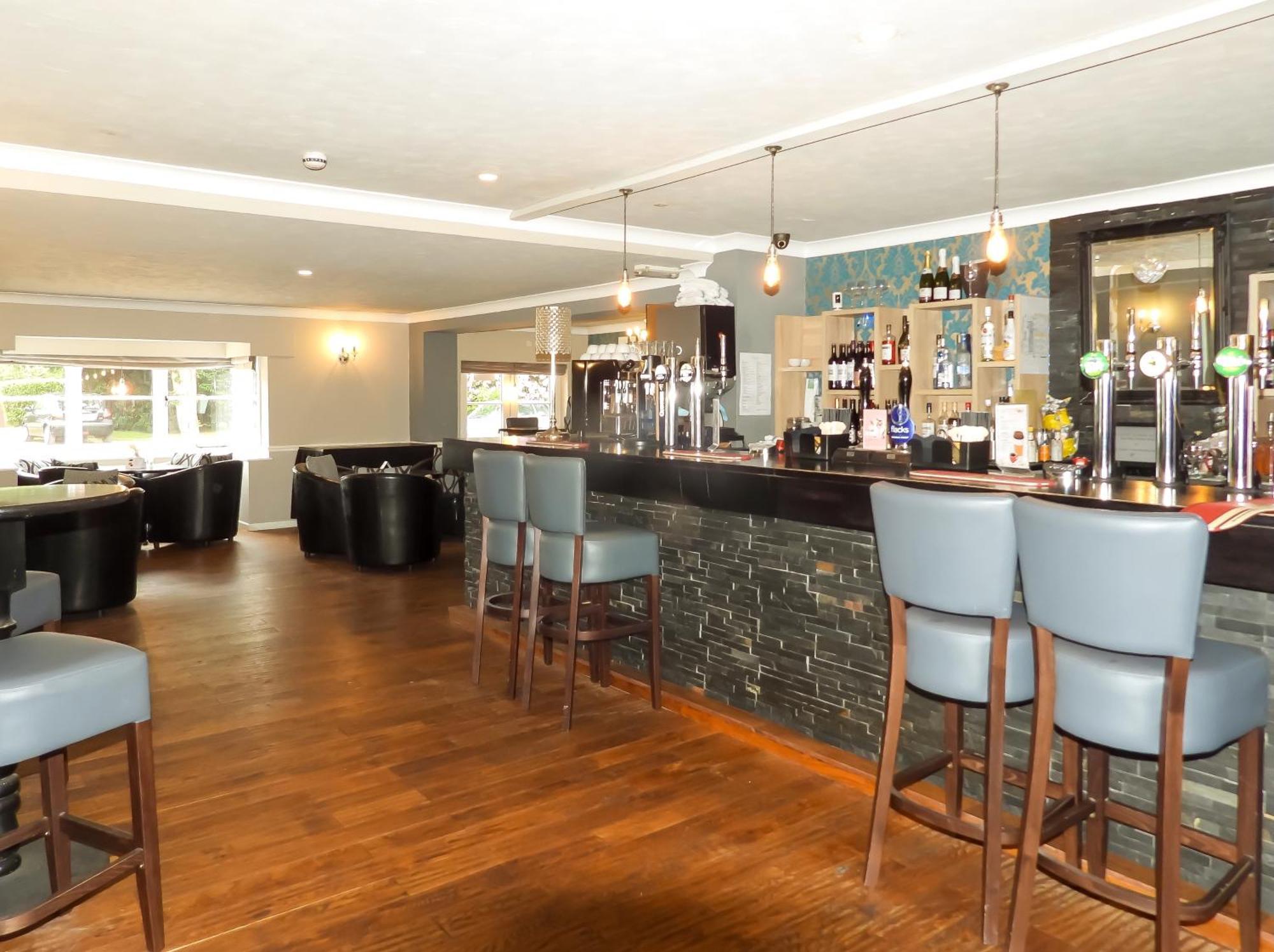 South Lawn Hotel Lymington Exterior photo